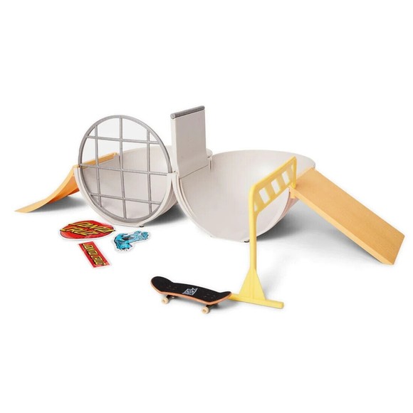 Tech Deck TRANSFORMING PIPELINES Skatepark w/ Exclusive Santa Cruz Fingerboard - Picture 3 of 4